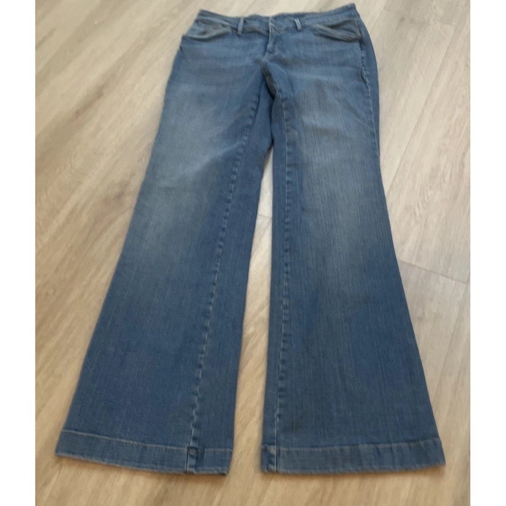 Vintage Eddie Bauer Women's 8 Denim Jean Blue Light Wash Bootcut